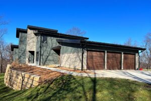 Catalyst House in the woods. Garage